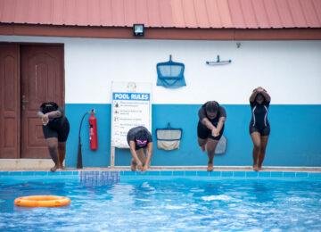 LGC Students Swimming